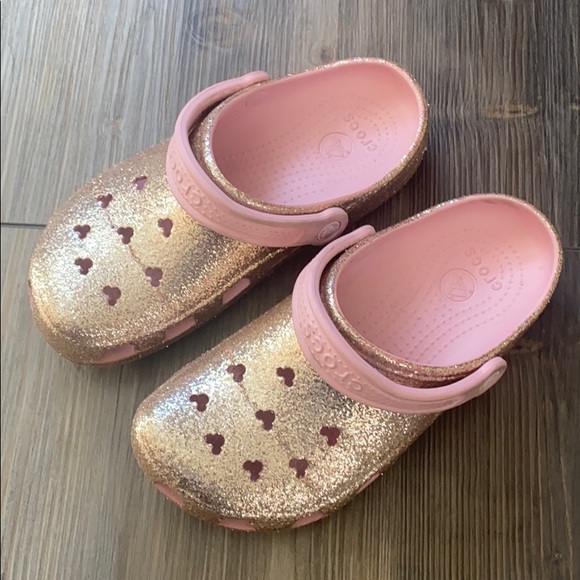 briar rose gold crocs